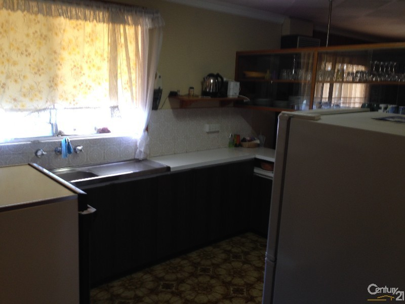 24 Clytie Road, Silver Sands WA 6210