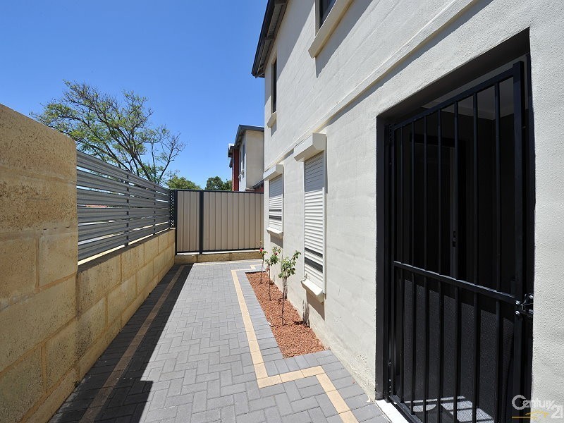 2/29 Boundary Road, Dudley Park WA 6210