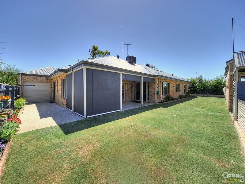 10 Blue Wren Gardens, Coodanup WA 6210