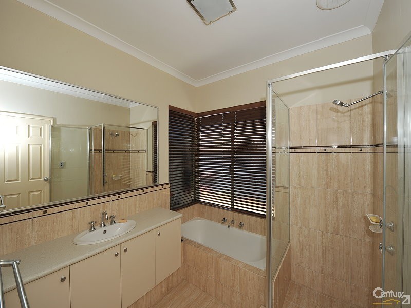 10 Blue Wren Gardens, Coodanup WA 6210