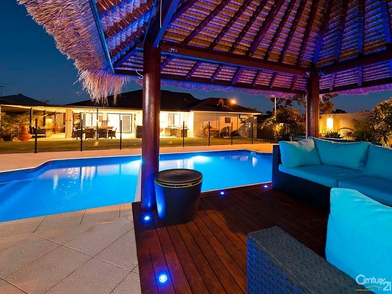 1 Riverina Avenue, Coodanup WA 6210