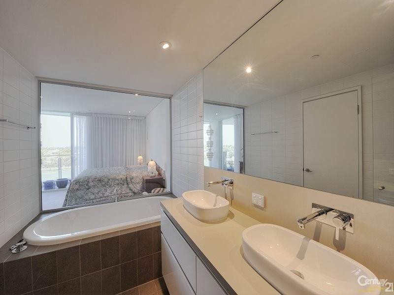 901/3 Marco Polo Drive, Mandurah WA 6210