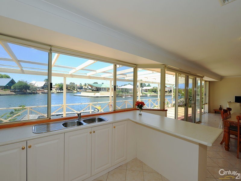 94 Moyup Way, South Yunderup WA 6208
