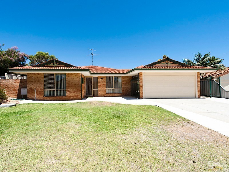4 Darter Place, Halls Head WA 6210