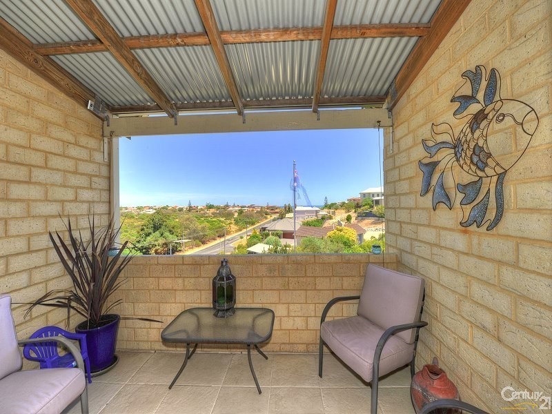 84b  Janis Street, Halls Head WA 6210