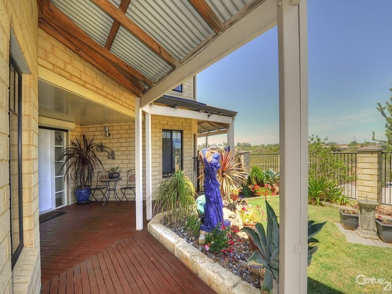 84b  Janis Street, Halls Head WA 6210