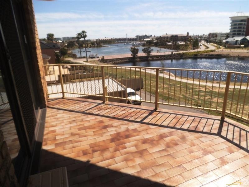 7/78  Ormsby Terrace, Silver Sands WA 6210