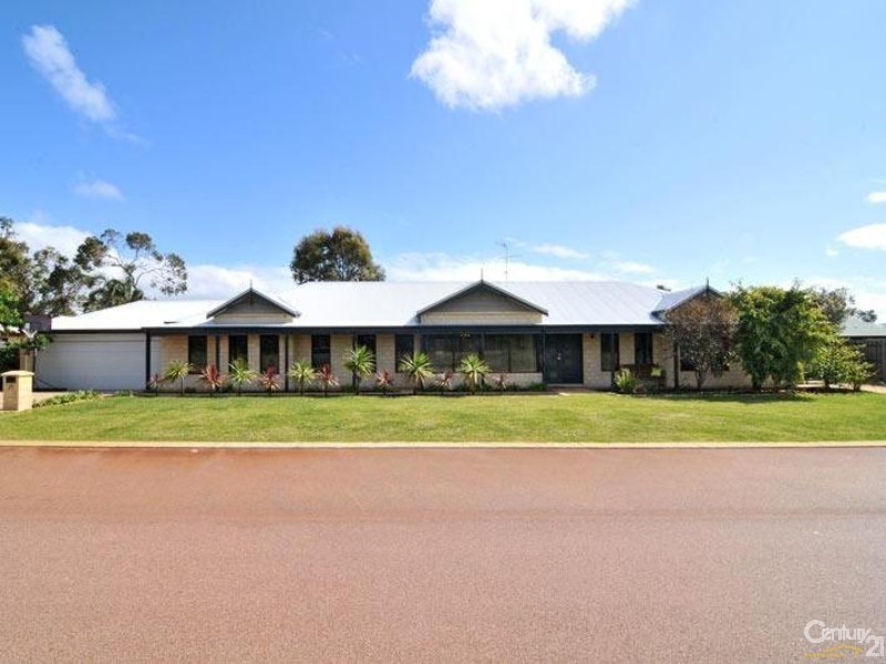 25 Macquarie Drive, Coodanup WA 6210
