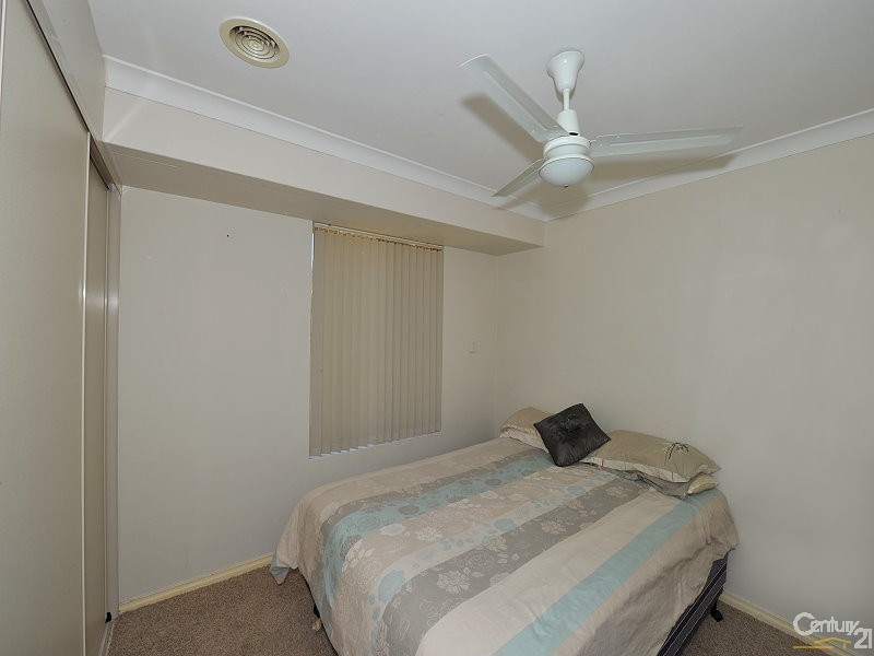 7 Hyacinth Place, Madora Bay WA 6210