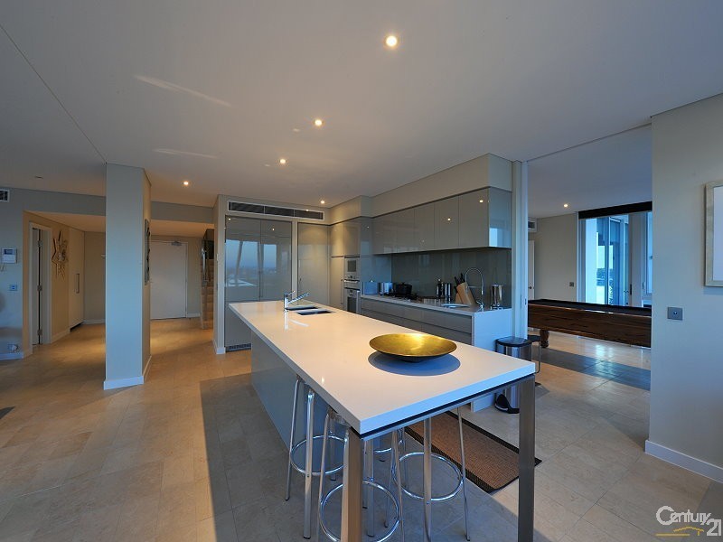 704/1 Marco Polo Drive, Mandurah WA 6210