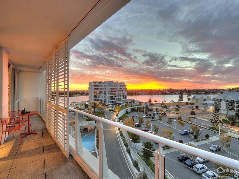 704/1 Marco Polo Drive, Mandurah WA 6210