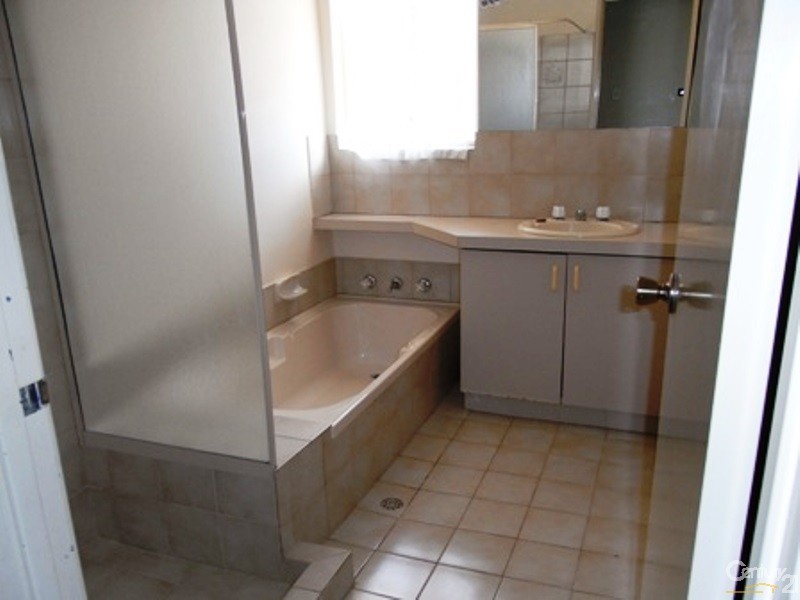 1/17 Balmoral Parade, Halls Head WA 6210