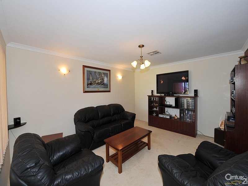 50 Country Road, Pinjarra WA 6208