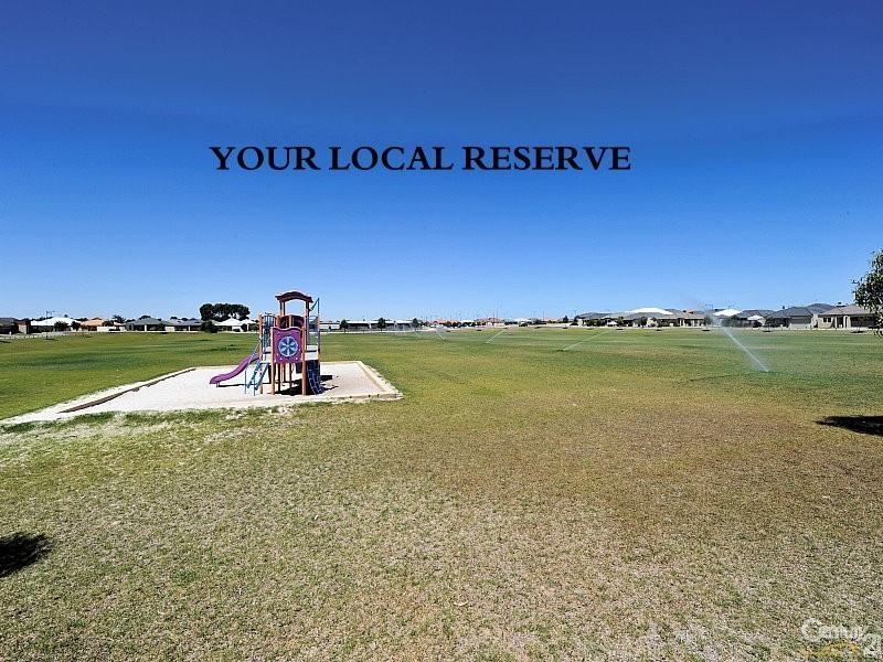 1 Savona Brace, Secret Harbour WA 6173