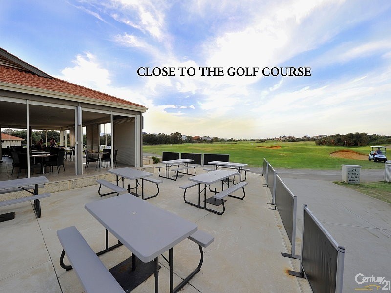 1 Savona Brace, Secret Harbour WA 6173