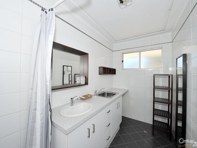 2/5 Uldina Place, Pinjarra WA 6208