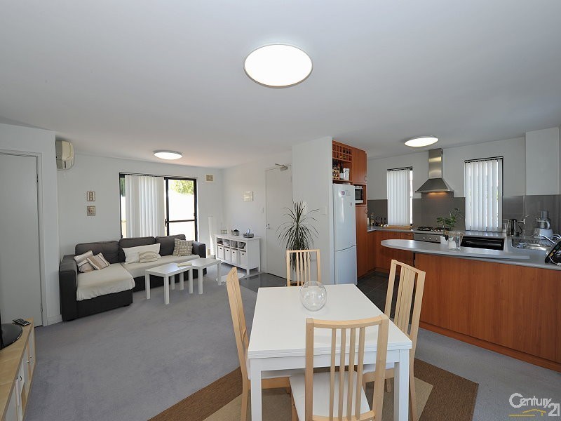 24/206 Mary Street, Halls Head WA 6210