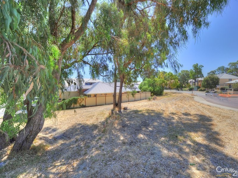 2 Tasman Loop, Dudley Park WA 6210