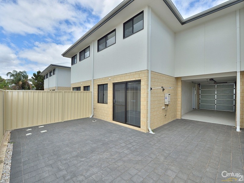 2/27 Randell Street, Mandurah WA 6210