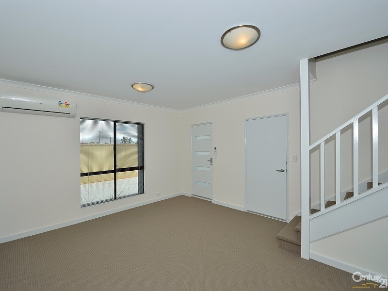 2/27 Randell Street, Mandurah WA 6210
