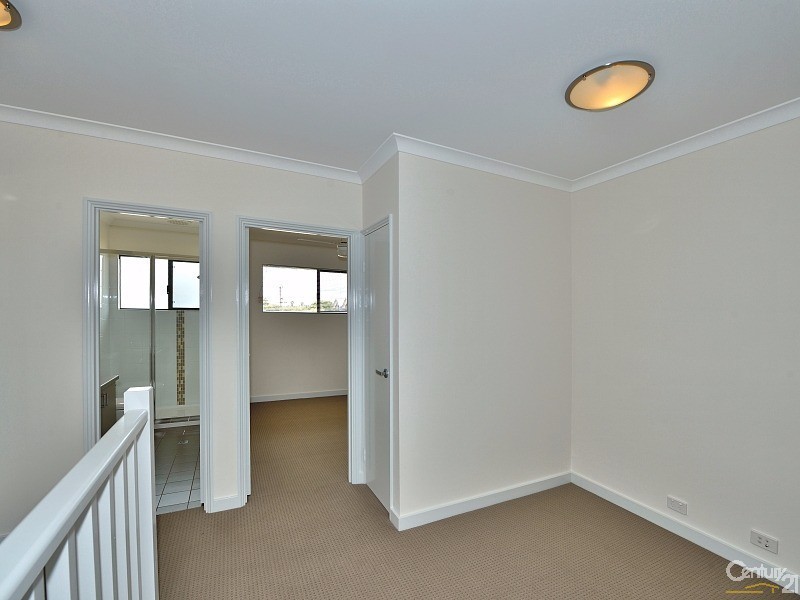2/27 Randell Street, Mandurah WA 6210