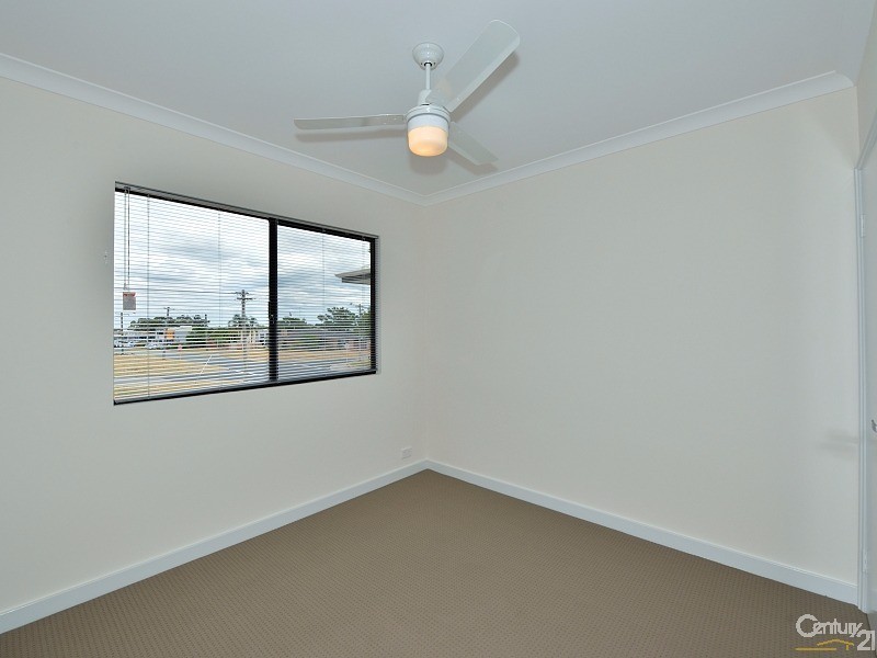 2/27 Randell Street, Mandurah WA 6210