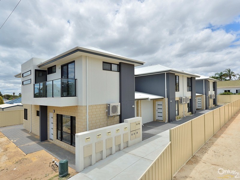 2/27 Randell Street, Mandurah WA 6210