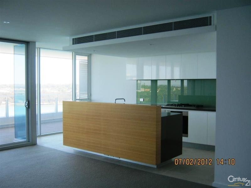 702/5 Marco Polo Drive, Mandurah WA 6210