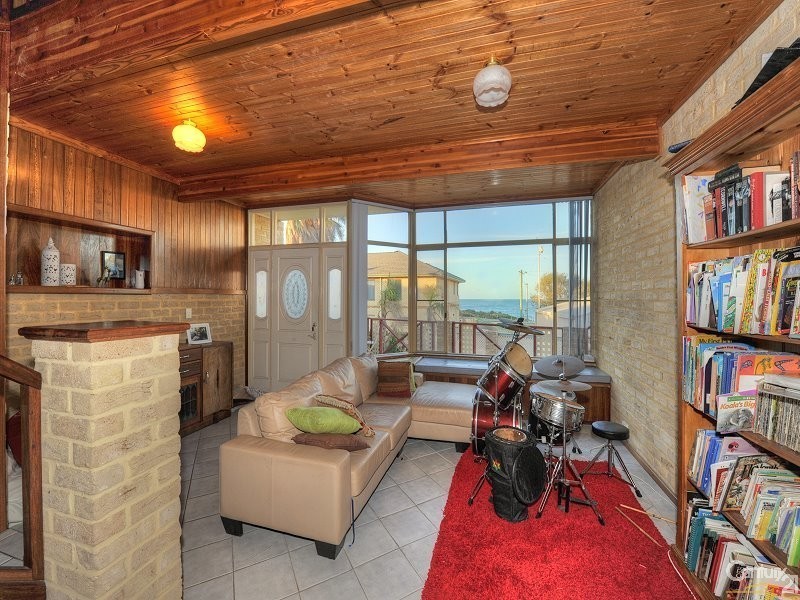 2 Panamuna Drive, Falcon WA 6210