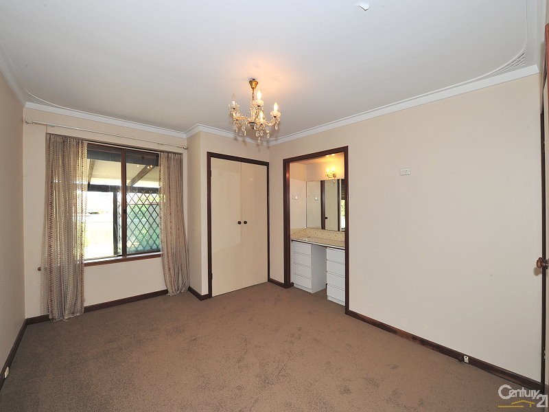 71 Leslie Street, Dudley Park WA 6210