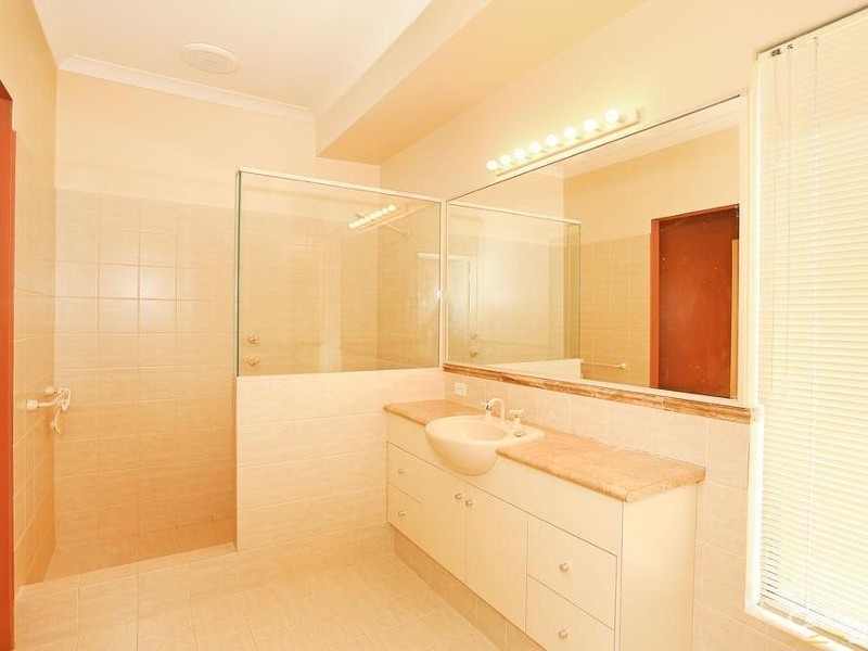 34 Aztec Island Retreat, Halls Head WA 6210