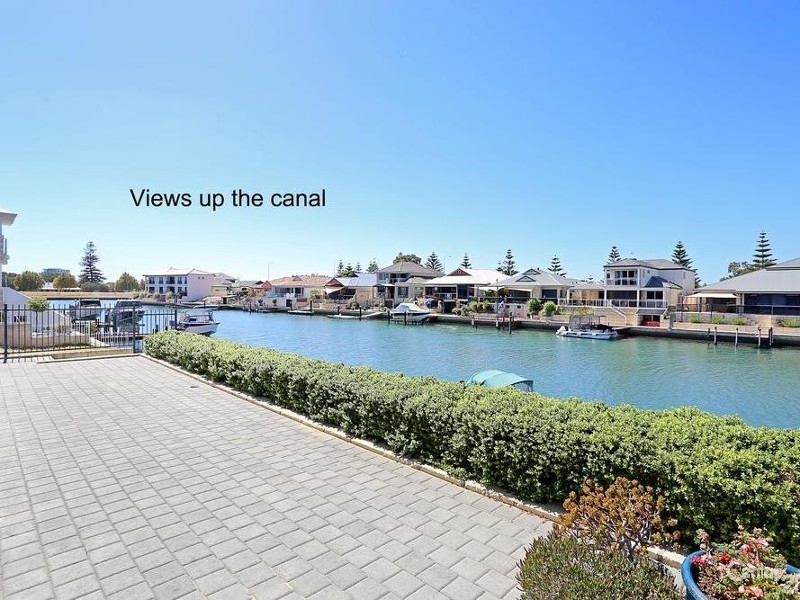 34 Aztec Island Retreat, Halls Head WA 6210