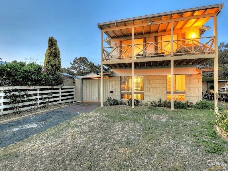 2/5 Nairn Road, Coodanup WA 6210