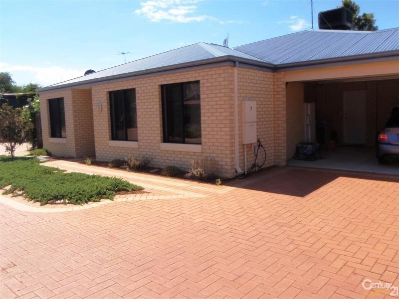 7/185  Oakmont Avenue, Meadow Springs WA 6210