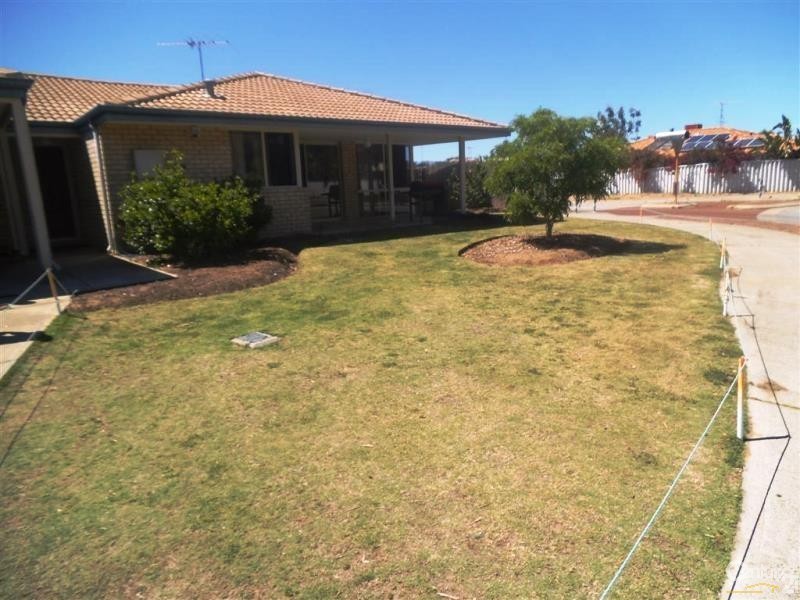 17 Kangaroo Paw Drive, Greenfields WA 6210