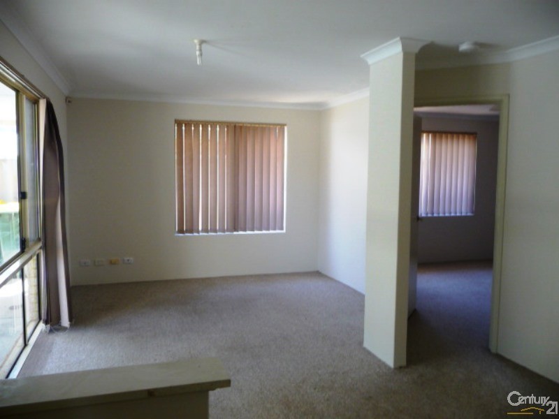 17 Kangaroo Paw Drive, Greenfields WA 6210