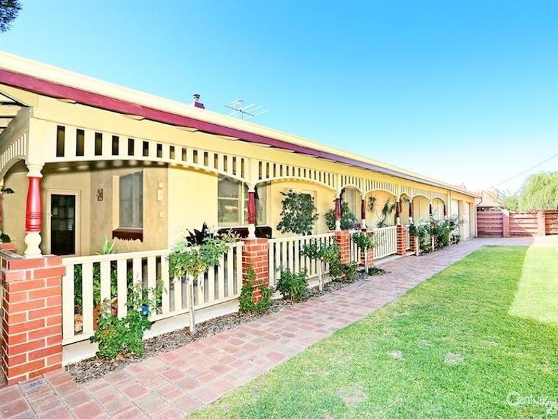 31 Hill Street, Halls Head WA 6210