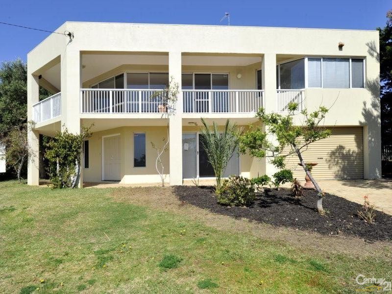 3 Janis Street, Halls Head WA 6210