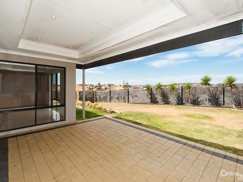 125 Westview Parade, Wannanup WA 6210