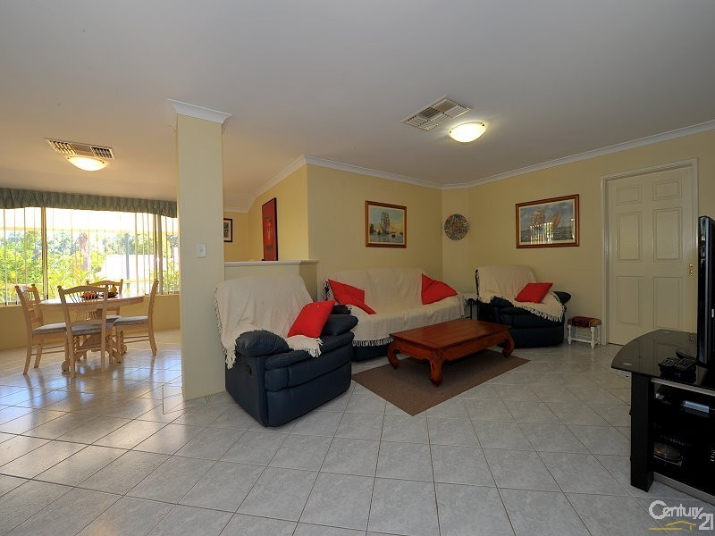 2 Hazlett Lane, Dawesville WA 6211