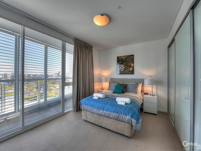 505/3 Marco Polo Drive, Mandurah WA 6210