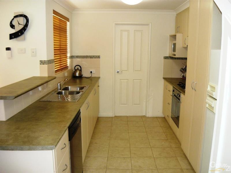 3/4 Stewart Street, Mandurah WA 6210