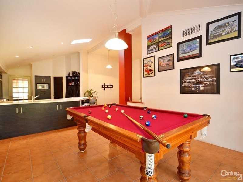 42 Serpentine Way, Stake Hill WA 6181