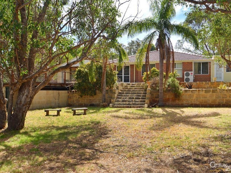 42 Serpentine Way, Stake Hill WA 6181