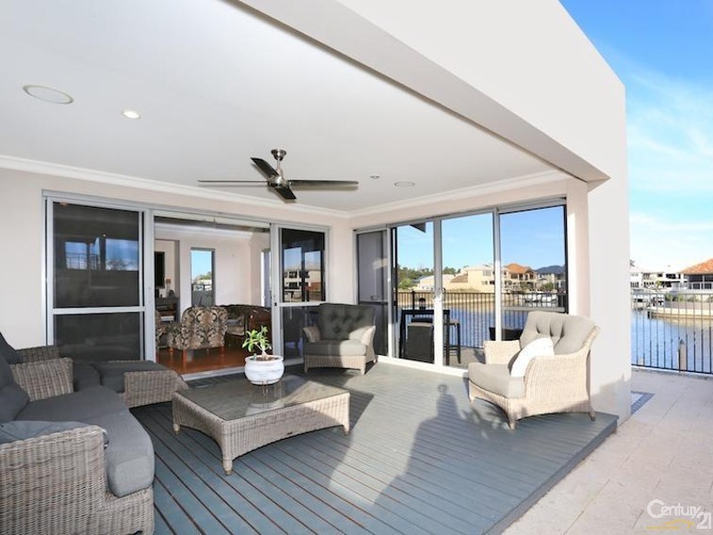 36 Leisure Way, Halls Head WA 6210