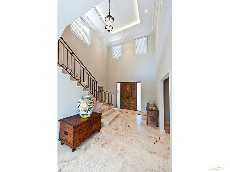 5 Perie Banou Close, Halls Head WA 6210