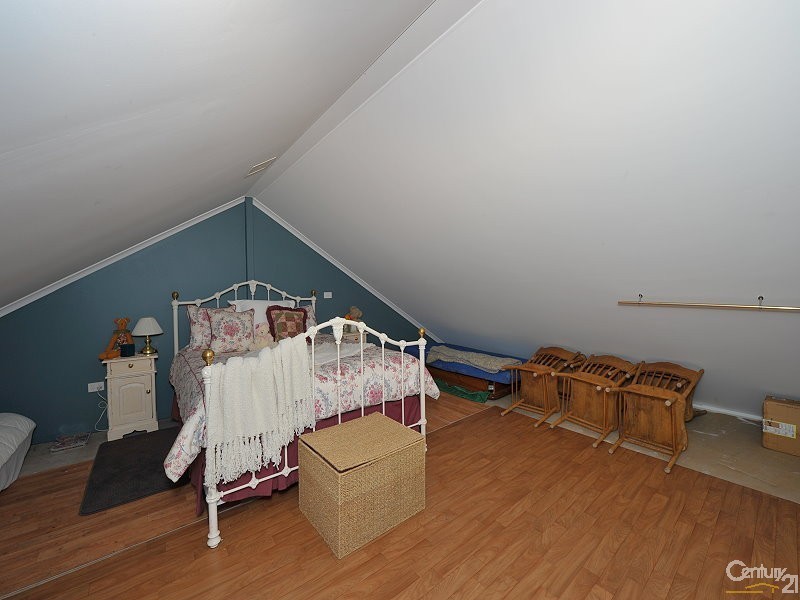 735 Southern Estuary Road, Lake Clifton WA 6215