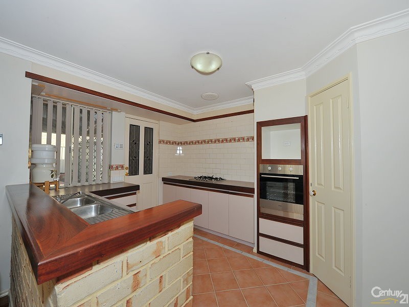 8 Howe Close, San Remo WA 6210
