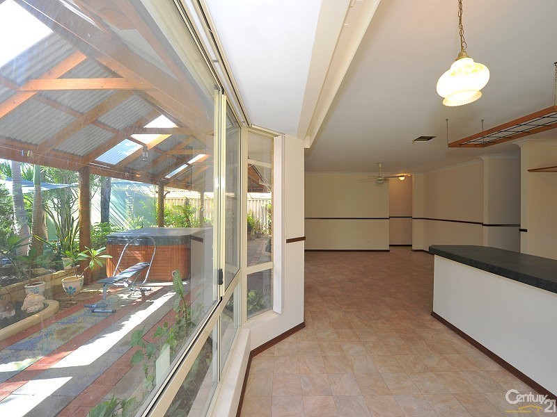 7 Maclaggan Turn, Coodanup WA 6210