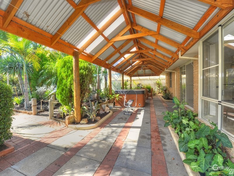 7 Maclaggan Turn, Coodanup WA 6210